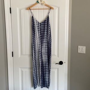Hem and Thread wide leg jumpsuit size L